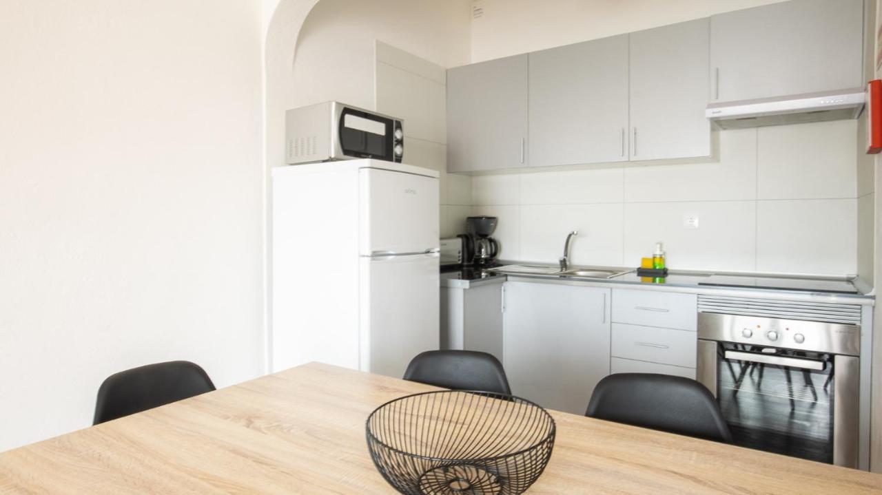 Apartamentos Pedro For Families By Bedzy Αλμπουφέιρα Εξωτερικό φωτογραφία